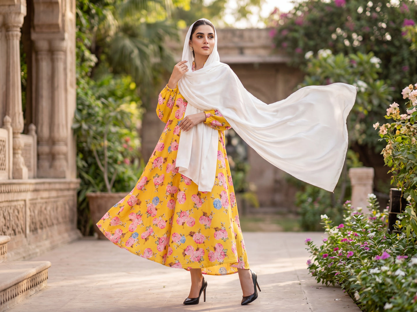 YELLOW FLORAL ABAYA
